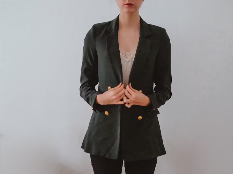 Visual showing job interview outfits